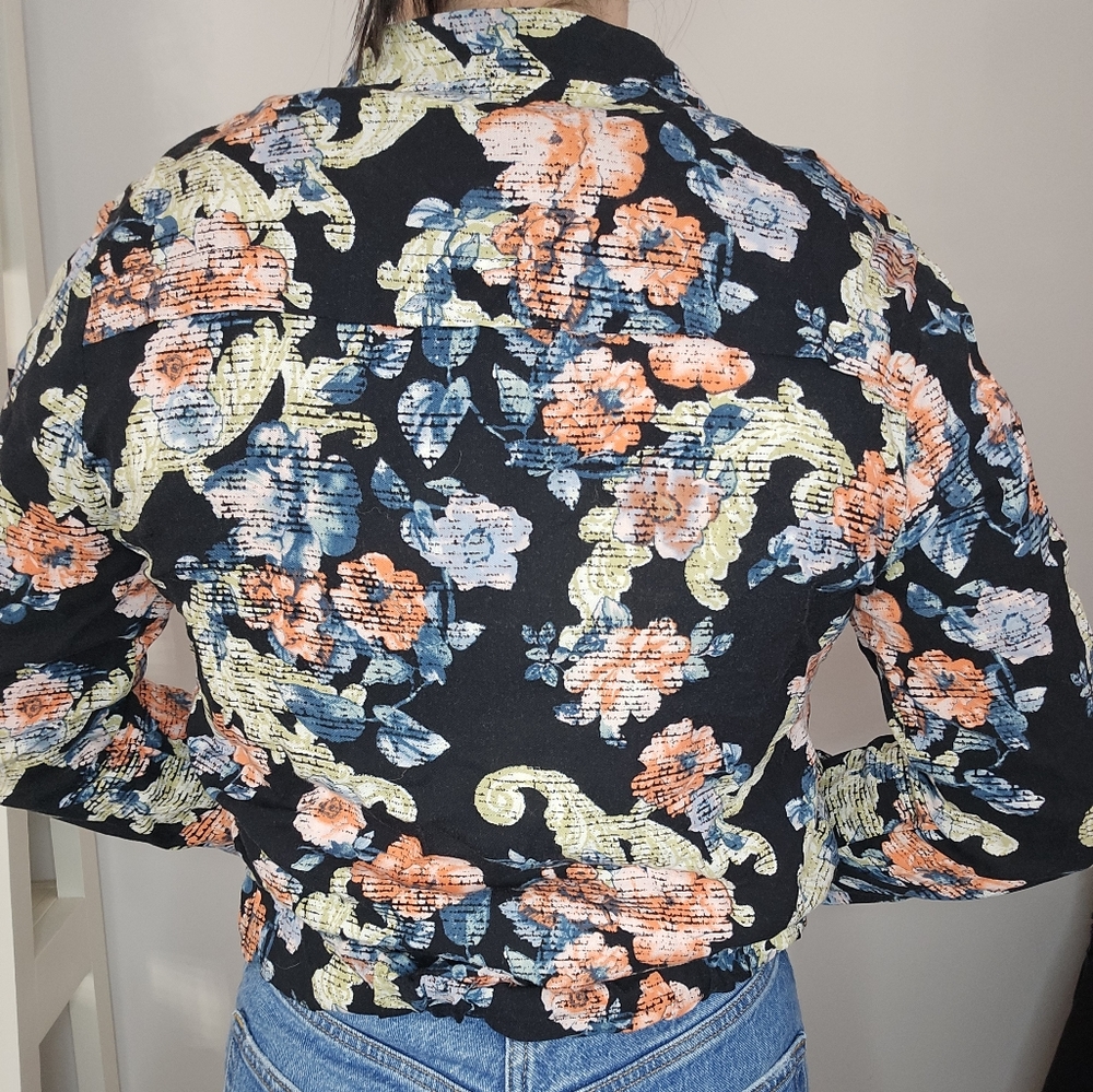 Light Weight Jacket - Picture 4 of 4